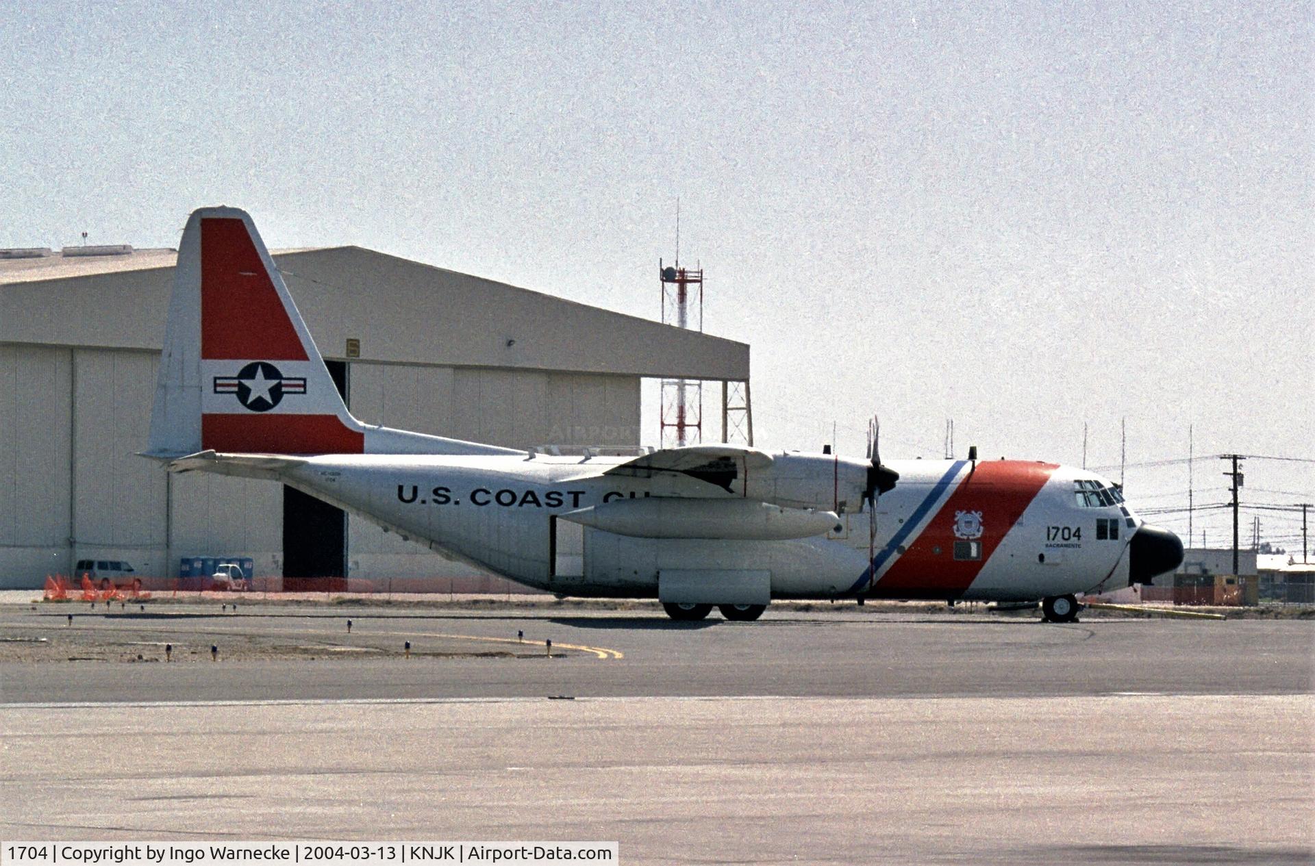 1704, 1983 Lockheed HC-130H Hercules C/N 382-4969, Lockheed HC-130H Hercules of the USCG at the 2004 airshow at El Centro NAS, CA