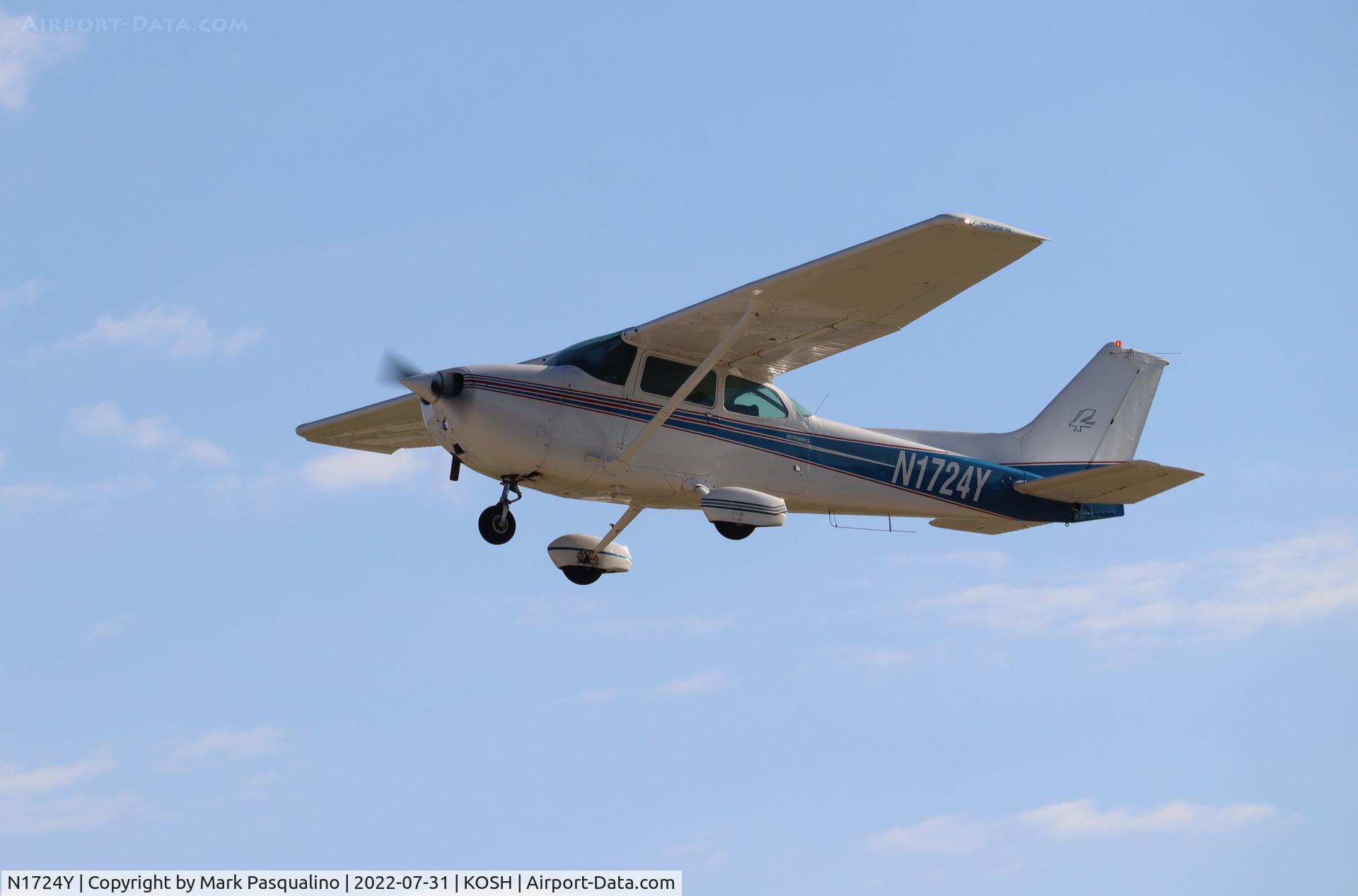 N1724Y, 1977 Cessna 172N Skyhawk C/N 17268676, Cessna 172N