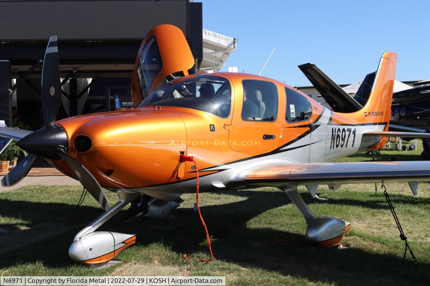 N6971, 2022 Cirrus SR22T C/N 8559, OSH 2022