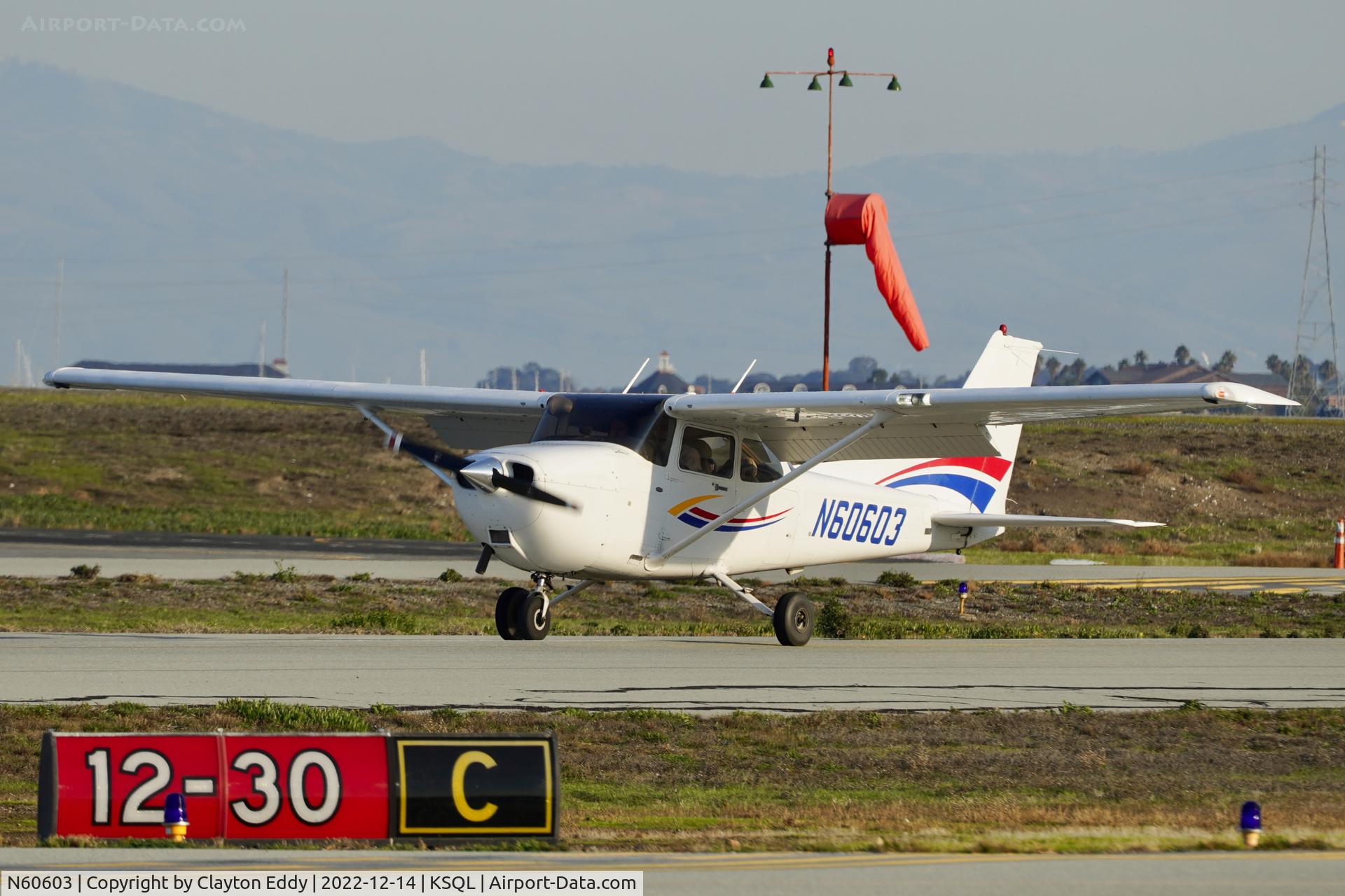N60603, 2006 Cessna 172S C/N 172S10277, San Carlos Airport in California 2022.