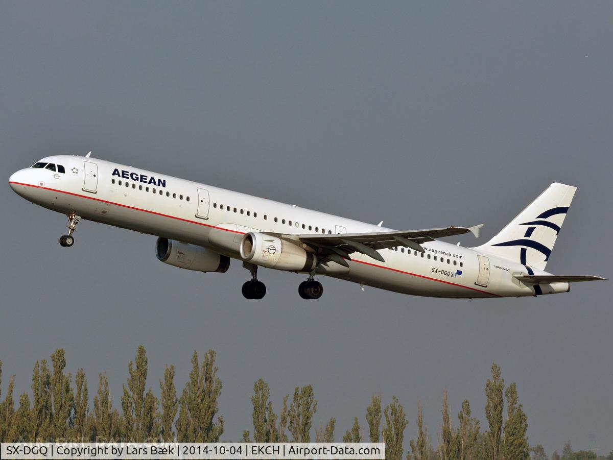 SX-DGQ, 2007 Airbus A321-232 C/N 3322, RWY22R