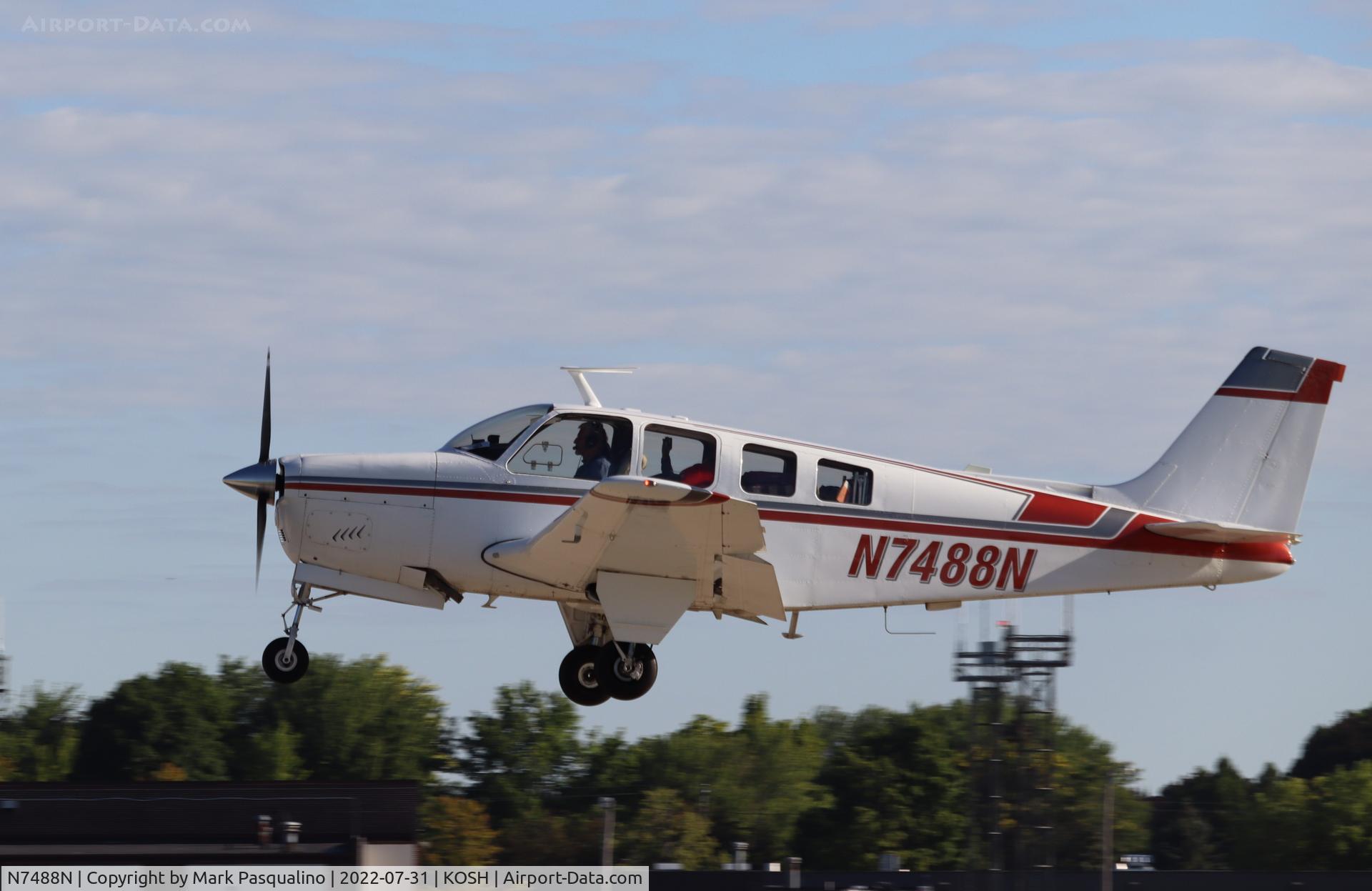 N7488N, 1968 Beech 36 Bonanza C/N E-38, Beech 36