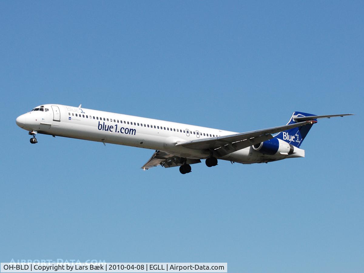 OH-BLD, 1997 McDonnell Douglas MD-90-30 C/N 53544, RWY27L Myrtle Ave