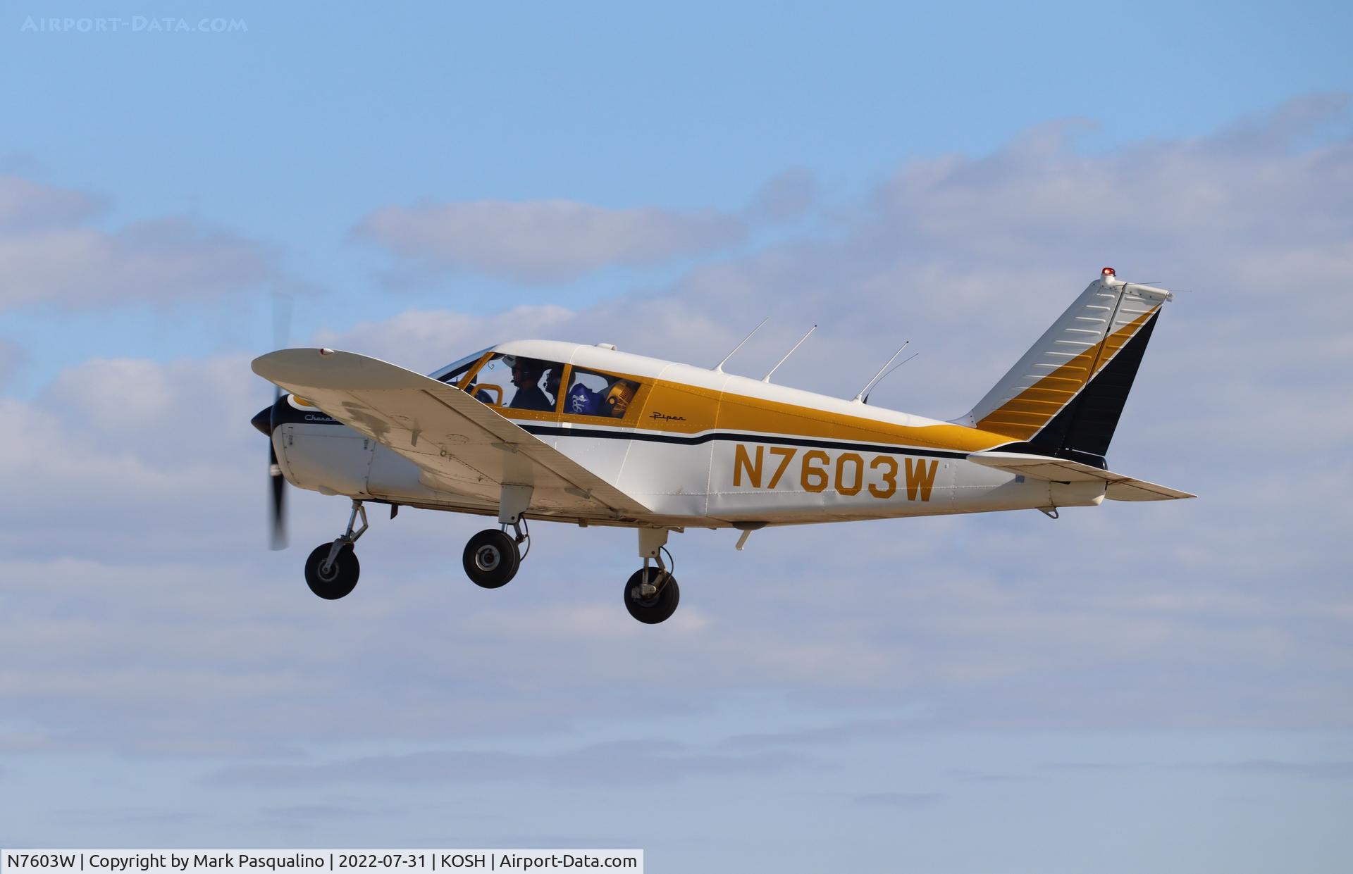 N7603W, 1964 Piper PA-28-180 C/N 28-1562, Piper PA-28-180