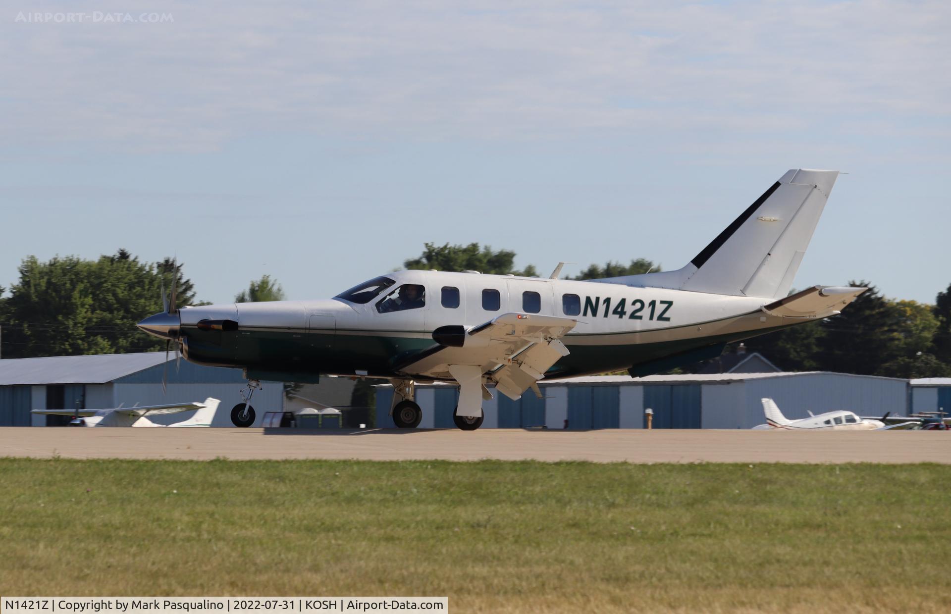 N1421Z, 1998 Socata TBM-700 C/N 140, Socata TBM-700