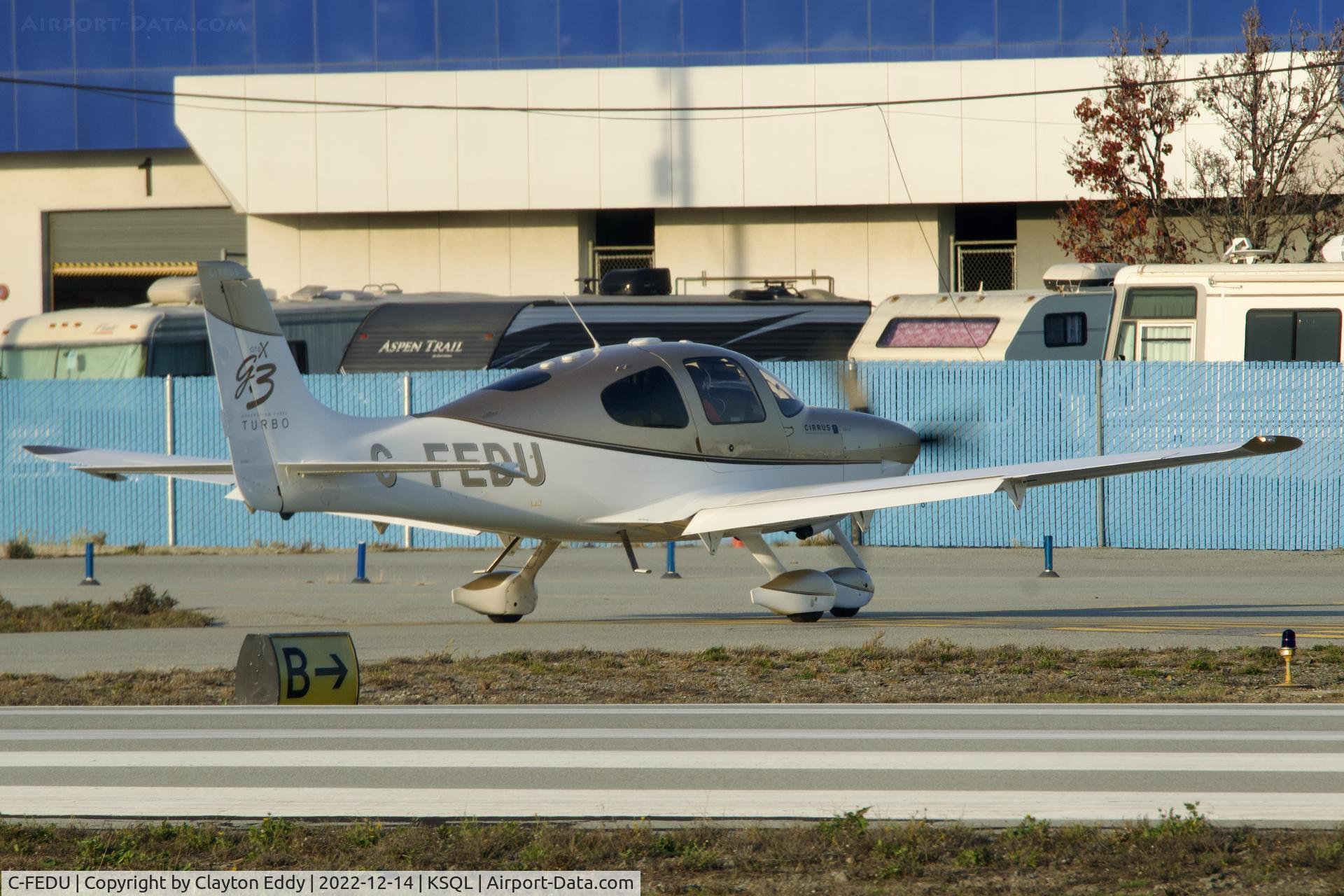 C-FEDU, 2007 Cirrus SR22 C/N 2550, San Carlos Airport in California 2022.