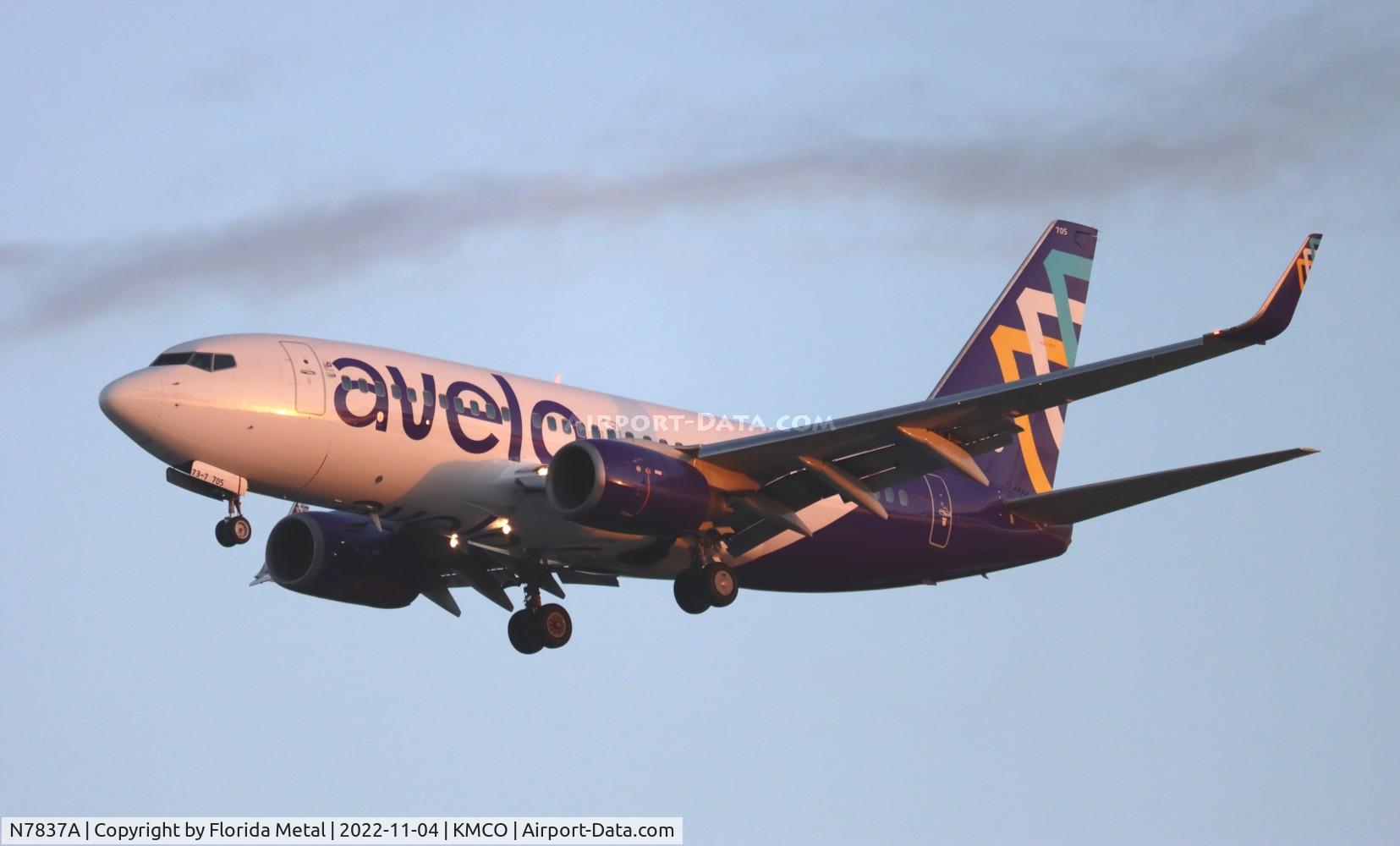 N7837A, 2003 Boeing 737-752 C/N 33785, MCO 2022