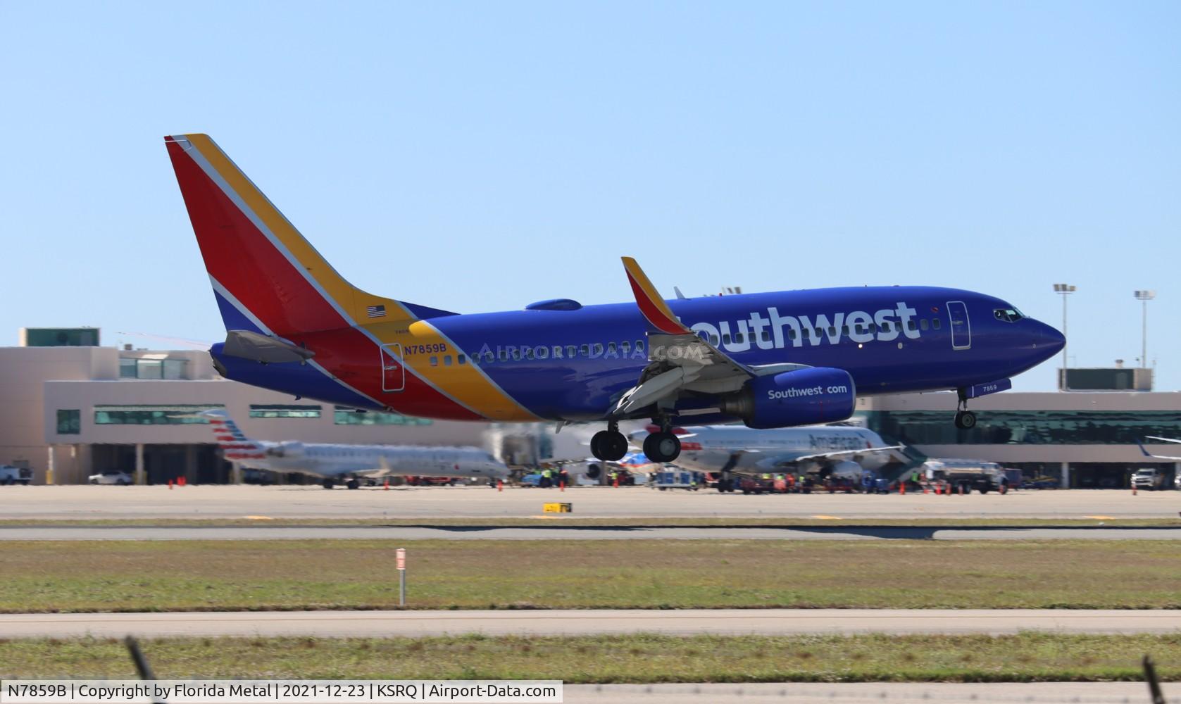 N7859B, 2002 Boeing 737-7Q8 C/N 30641, SRQ 2021