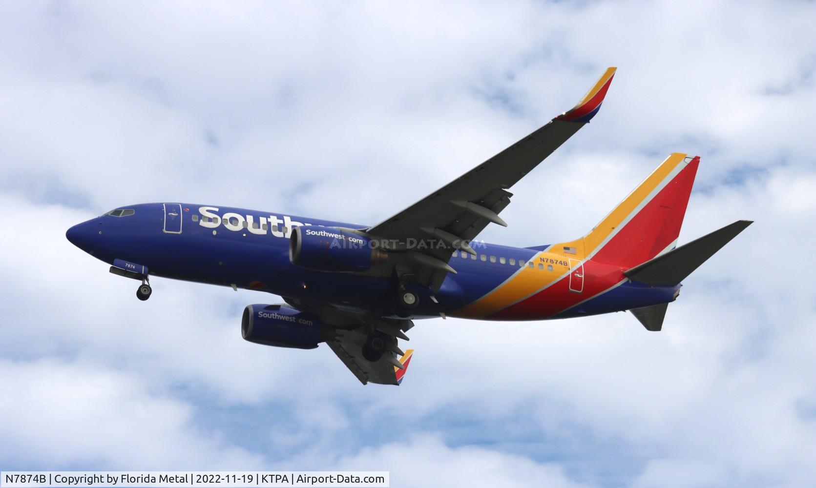 N7874B, 2004 Boeing 737-7Q8 C/N 29352, TPA 2022