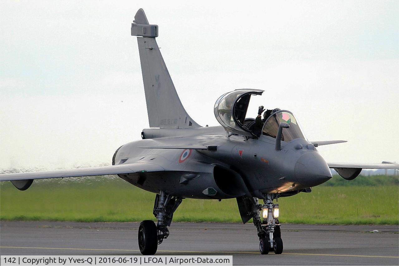 142, 2013 Dassault Rafale C C/N 142, Dassault Rafale C, Taxiing, Avord Air Base 702 (LFOA) Open day 2016