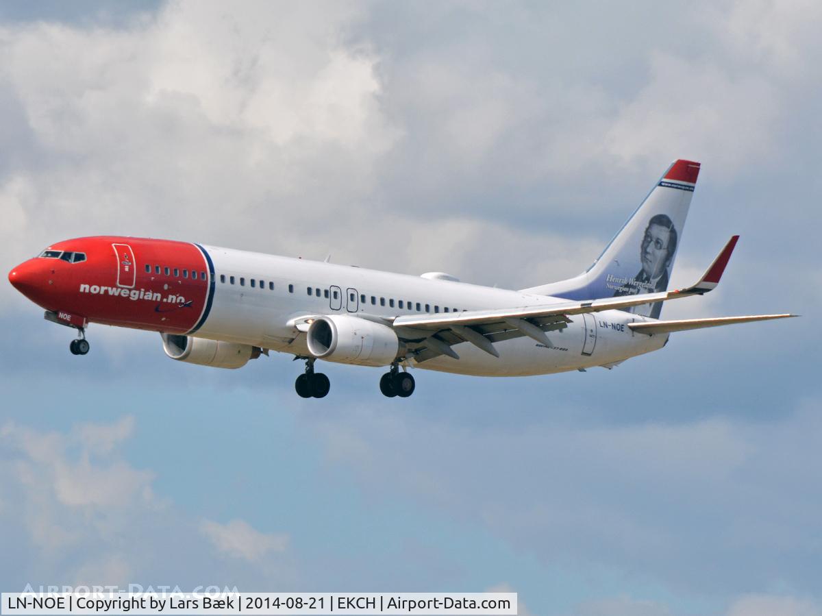 LN-NOE, 2008 Boeing 737-8Q8 C/N 35283, RWY22L
