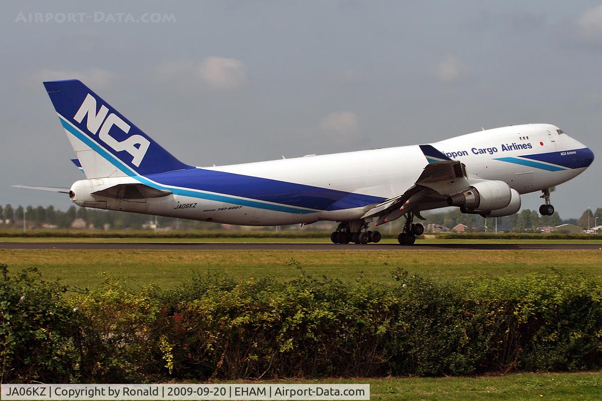 JA06KZ, 2007 Boeing 747-4KZF SCD C/N 36133, at spl