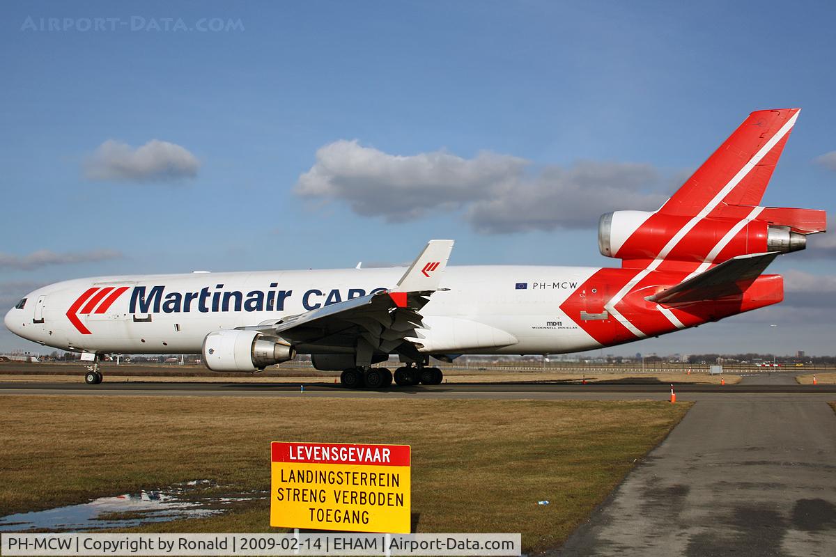 PH-MCW, 1998 McDonnell Douglas MD-11F C/N 48788, at spl