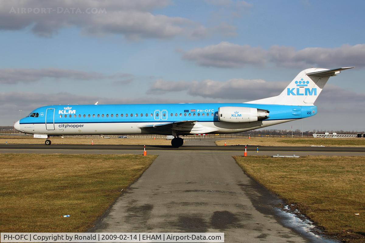 PH-OFC, 1989 Fokker 100 (F-28-0100) C/N 11263, at spl