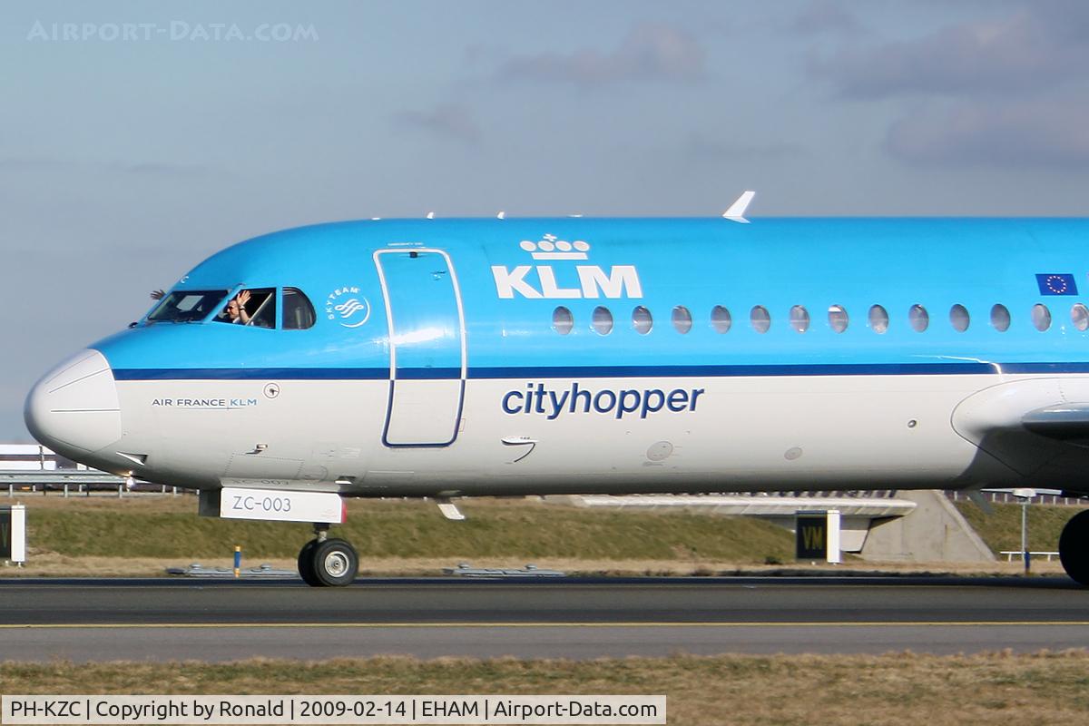 PH-KZC, 1996 Fokker 70 (F-28-0070) C/N 11566, at spl