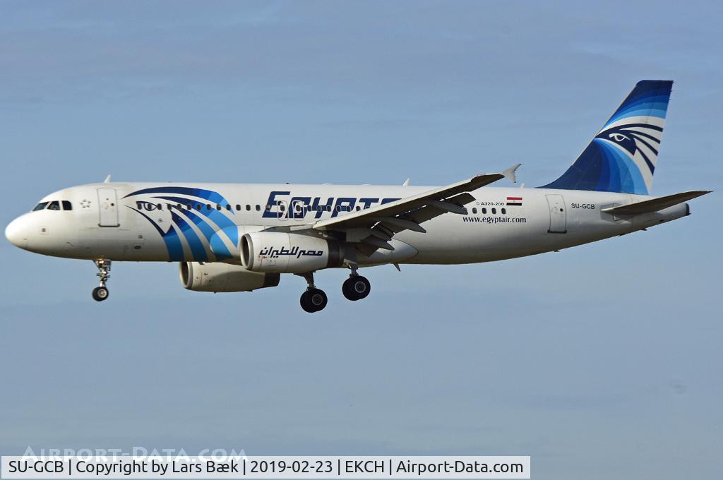 SU-GCB, 2003 Airbus A320-232 C/N 2079, RWY22L