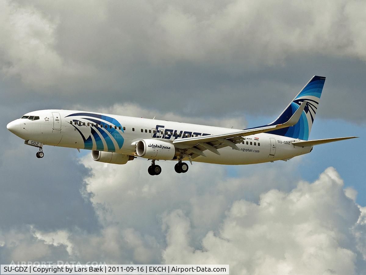 SU-GDZ, 2010 Boeing 737-866 C/N 40759, RWY22L