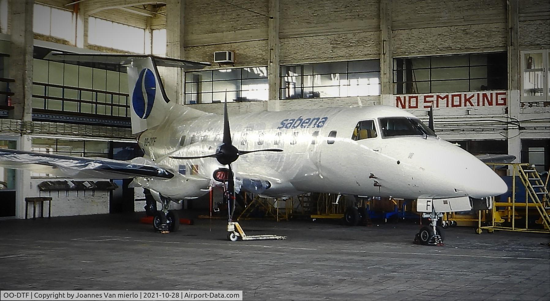 OO-DTF, 1988 Embraer EMB-120 Brasilia C/N 120082, Slide scan