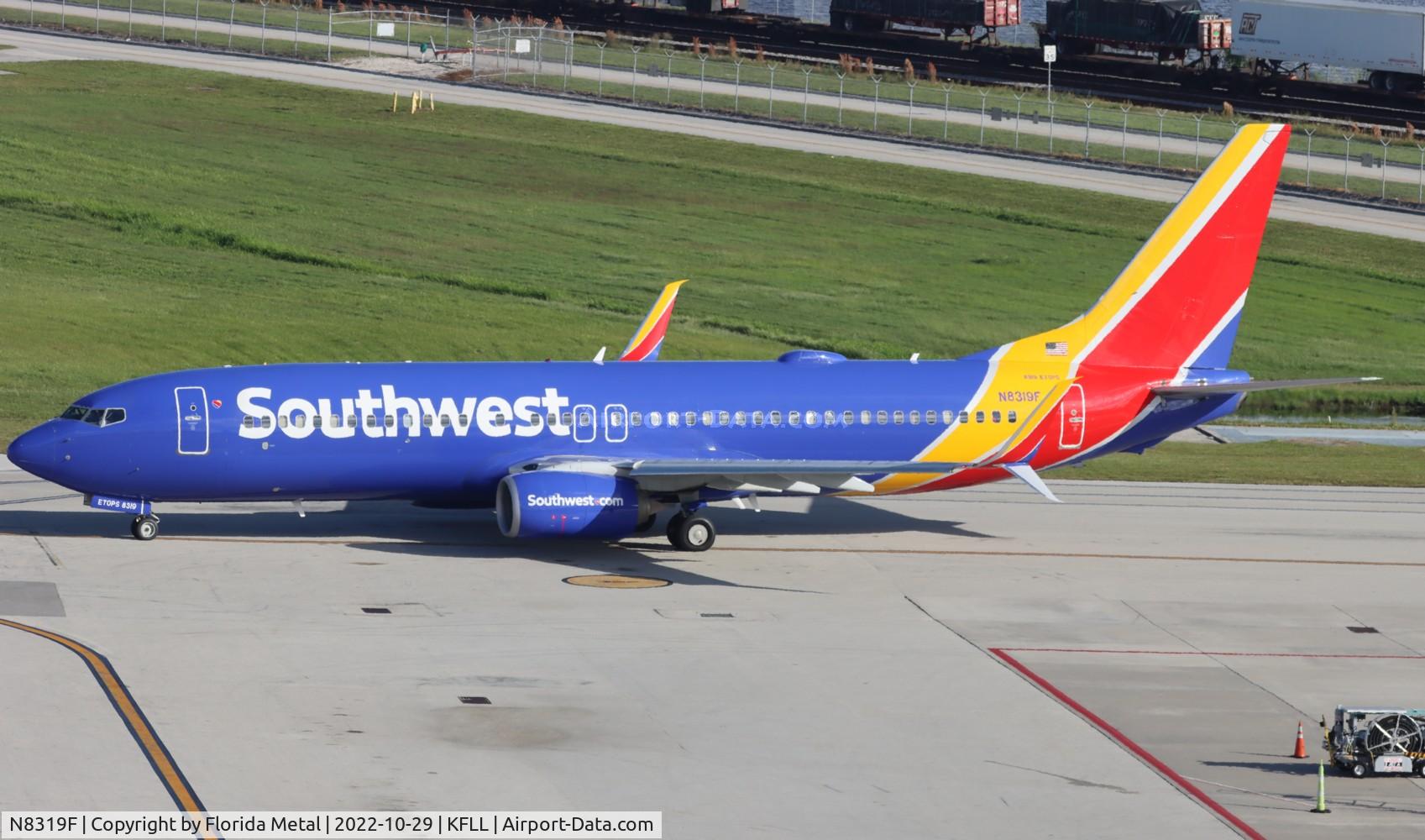 N8319F, 2012 Boeing 737-8H4 C/N 36994, FLL 2022