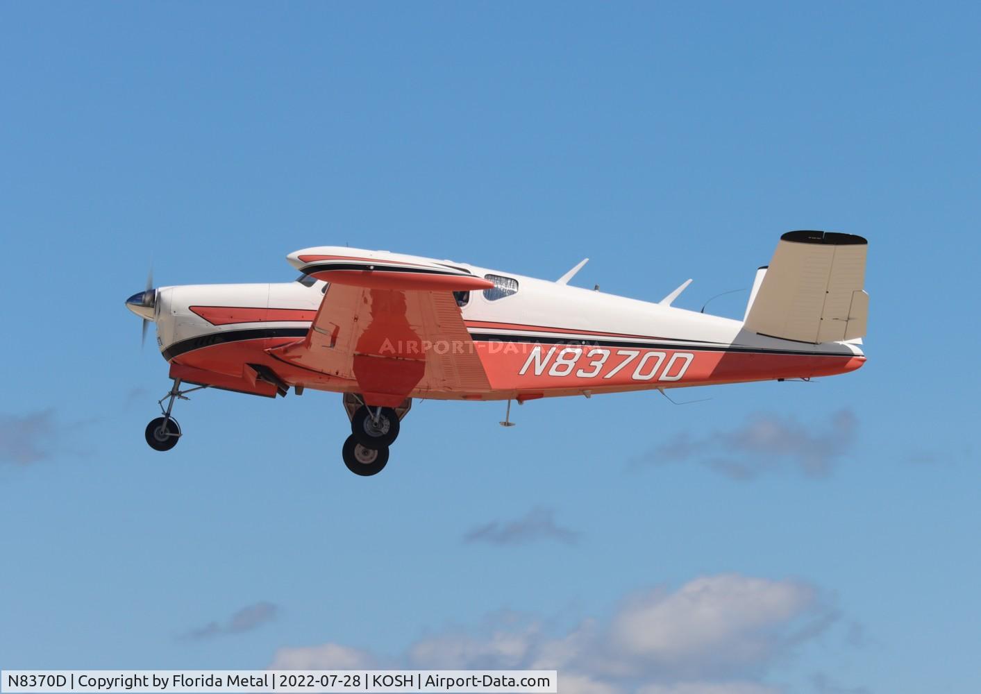 N8370D, 1958 Beech J35 Bonanza C/N D-5463, OSH 2022