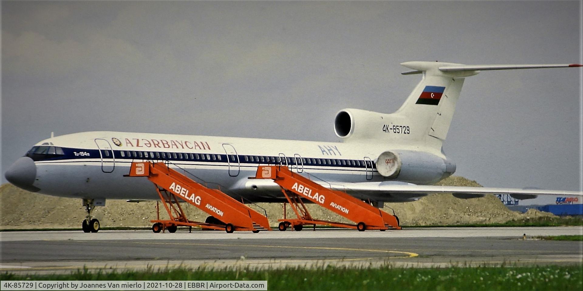 4K-85729, 1992 Tupolev Tu-154M C/N 92A911, Slide scan