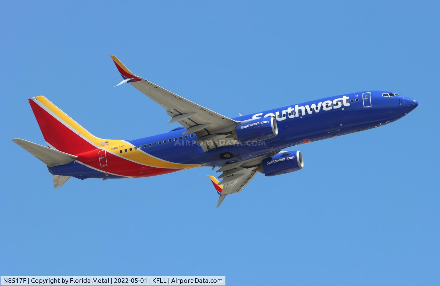 N8517F, 2016 Boeing 737-8H4 C/N 63594, FLL 2022