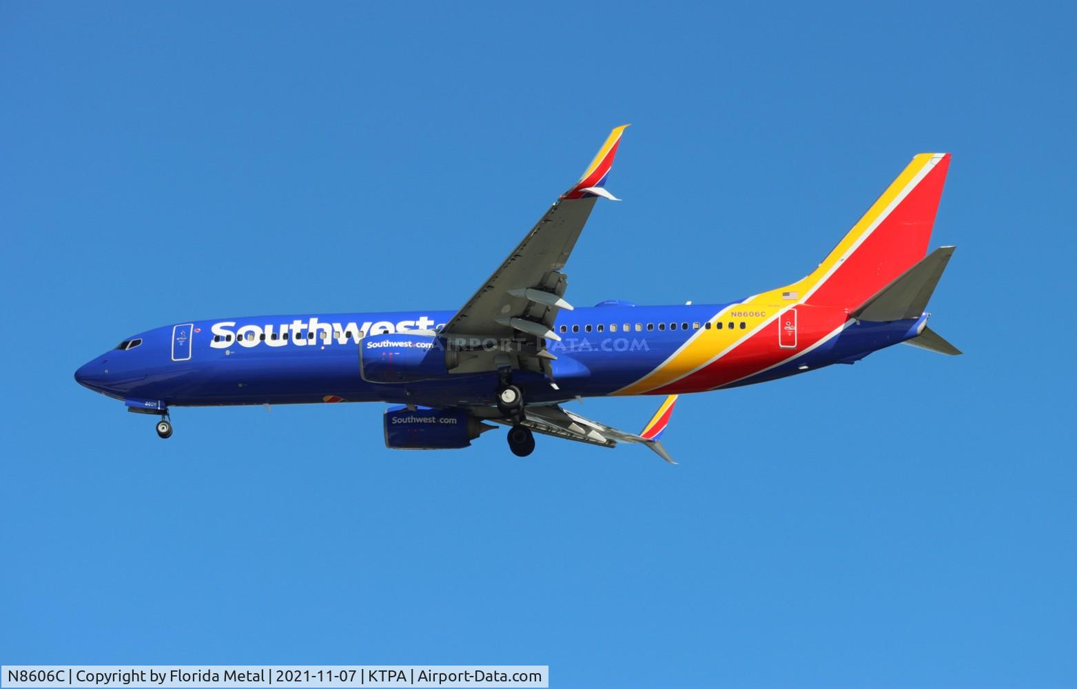 N8606C, 2013 Boeing 737-8H4 C/N 35964, TPA 2021