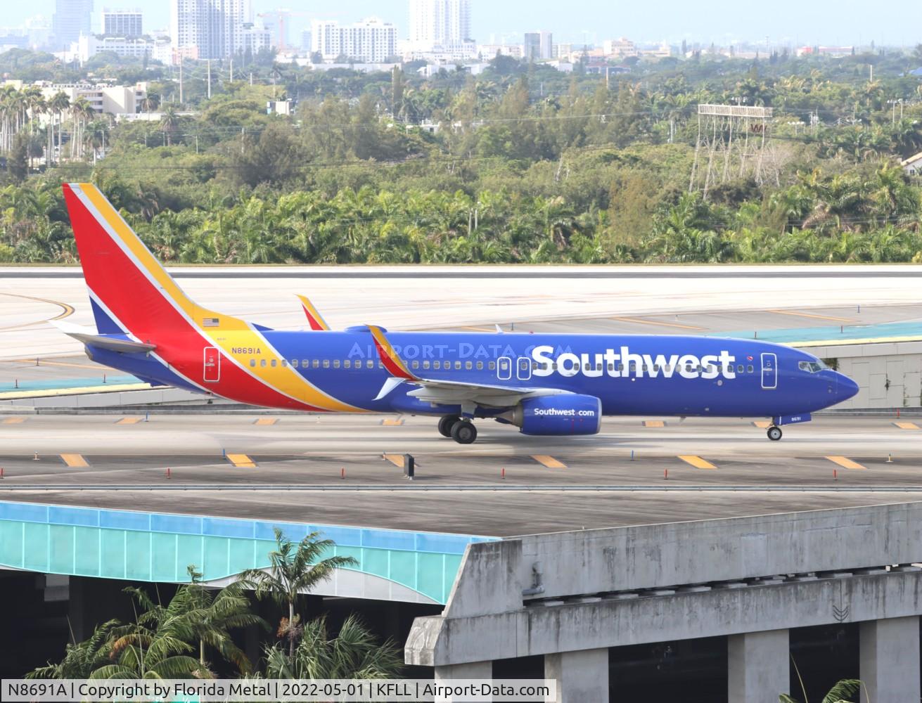 N8691A, 2016 Boeing 737-8H4 C/N 36945, FLL 2022