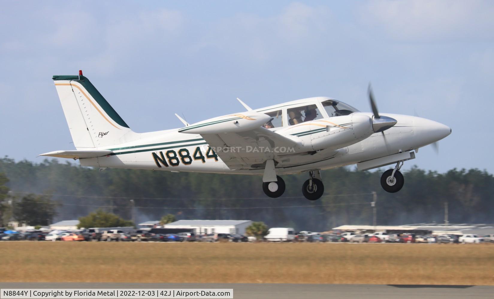N8844Y, 1969 Piper PA-39-160 Twin Comanche C/R C/N 39-3, Keystone 80th