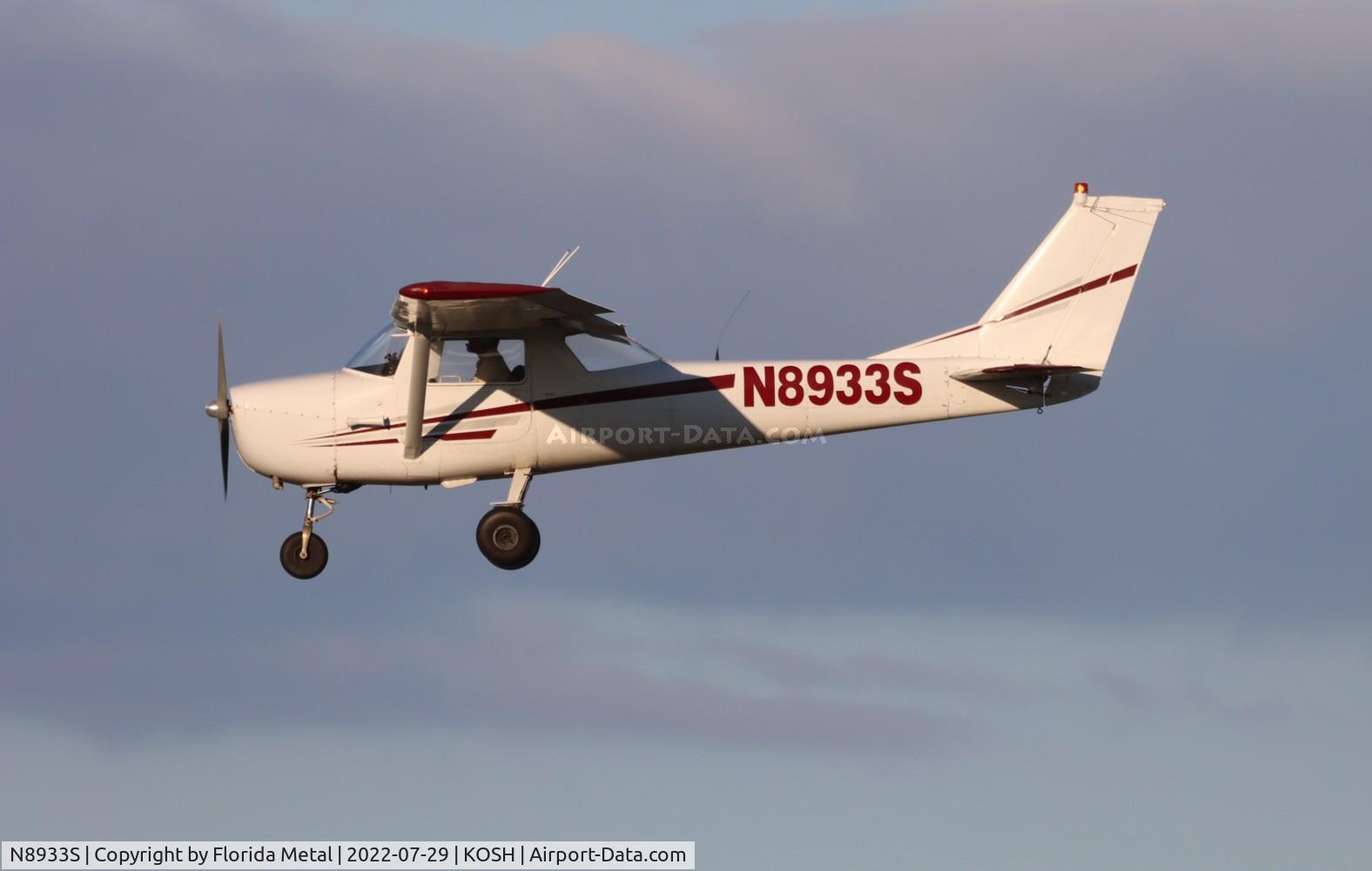 N8933S, 1965 Cessna 150F C/N 15062233, OSH 2022