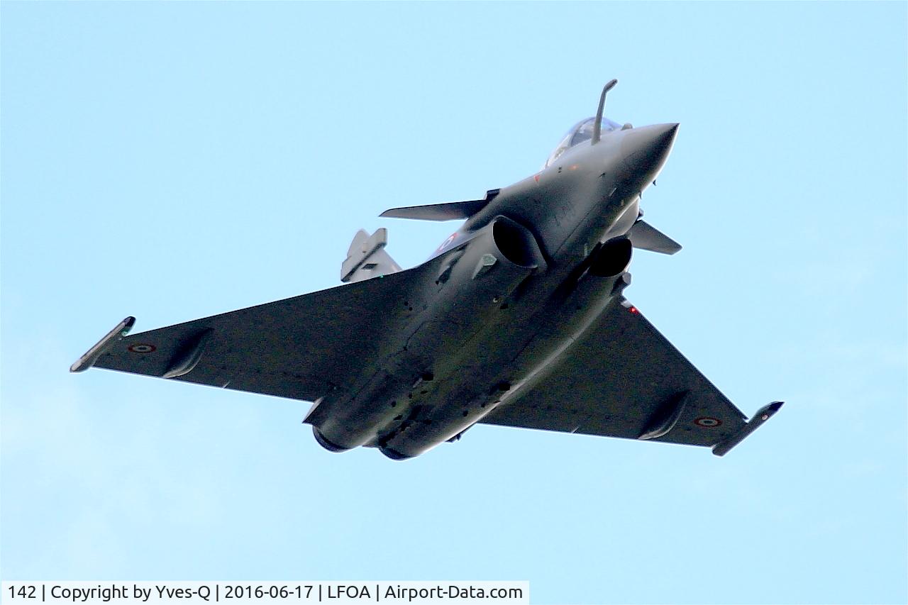 142, 2013 Dassault Rafale C C/N 142, Dassault Rafale C, Solo display, Avord Air Base 702 (LFOA) Open day 2016