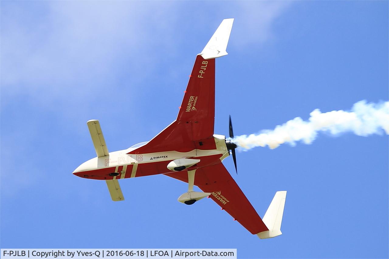 F-PJLB, Rutan Long-EZ C/N 1344, Rutan Long-EZ, Reva aerobatic team, On display, Avord Air Base 702 (LFOA) Open day 2016