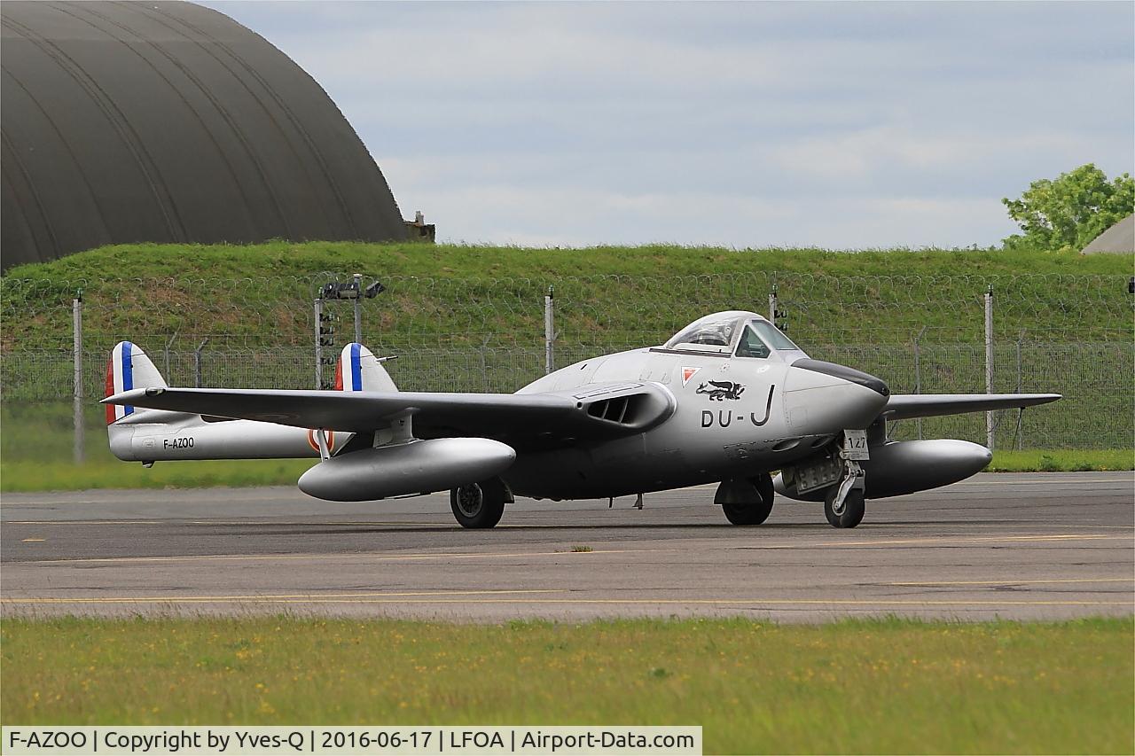 F-AZOO, De Havilland (FFA) Vampire FB.6 (DH-100) C/N 636, De Havilland (FFA) Vampire FB.6 (DH-100), Taxiing, Avord Air Base 702 (LFOA) Open day 2016