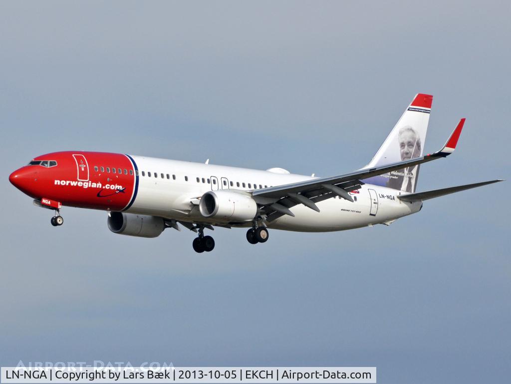 LN-NGA, 2012 Boeing 737-8JP C/N 39014, RWY22L