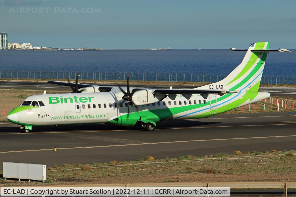 EC-LAD, 2009 ATR 72-212A C/N 864, Binter