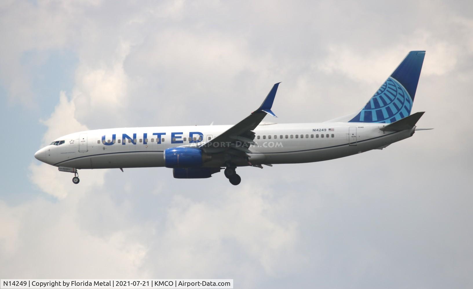N14249, 1999 Boeing 737-824 C/N 28809, MCO 2021