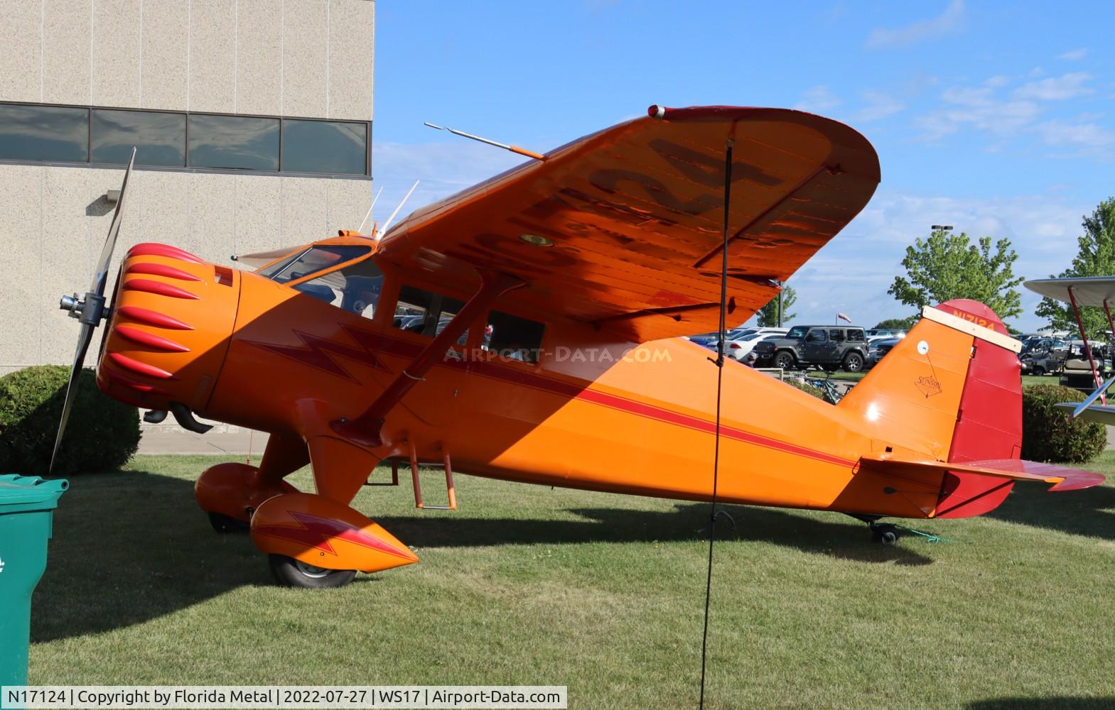 N17124, 1936 Stinson SR-8E Reliant C/N 9806, OSH 2022