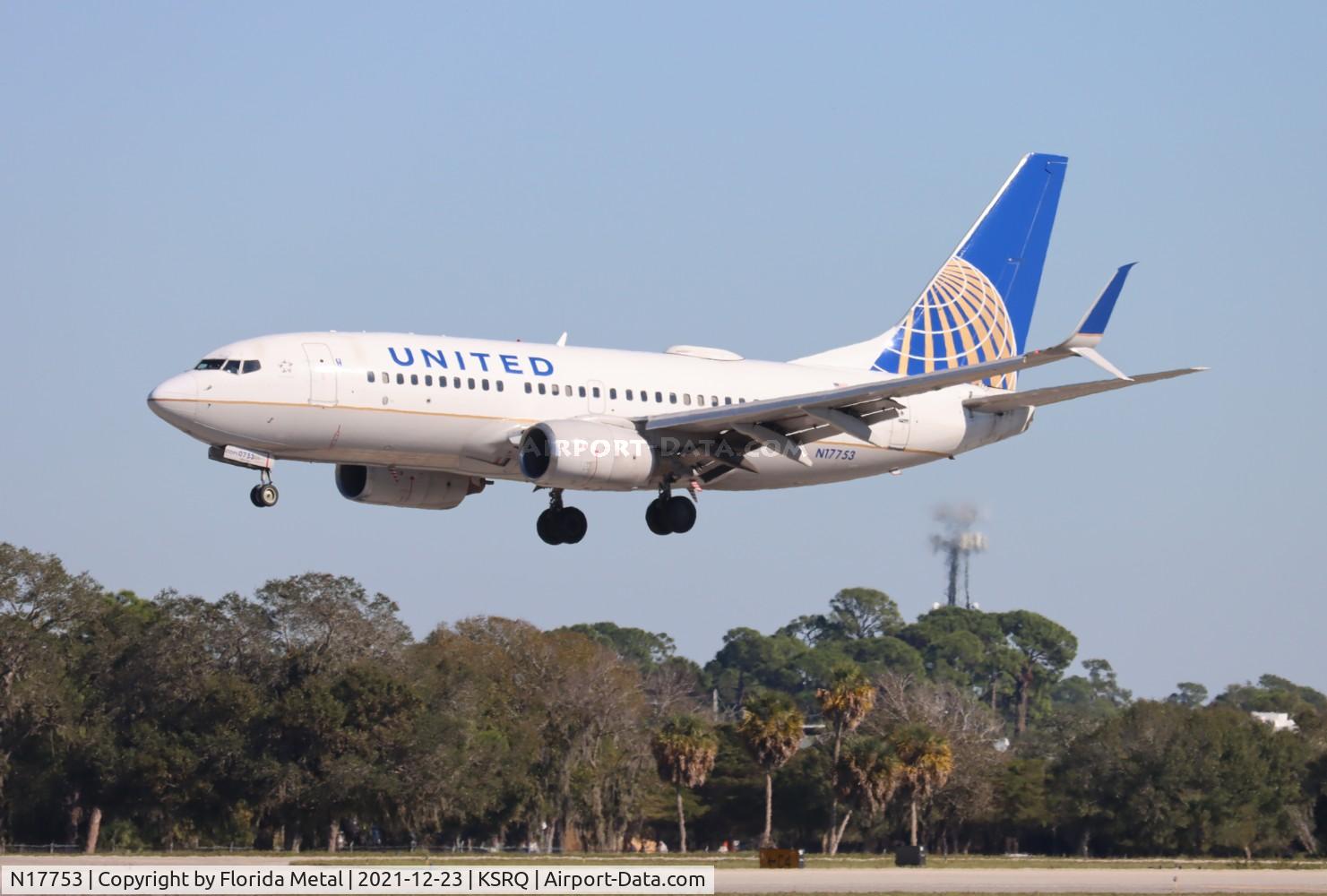 N17753, 2002 Boeing 737-7V3 C/N 30463, SRQ 2021