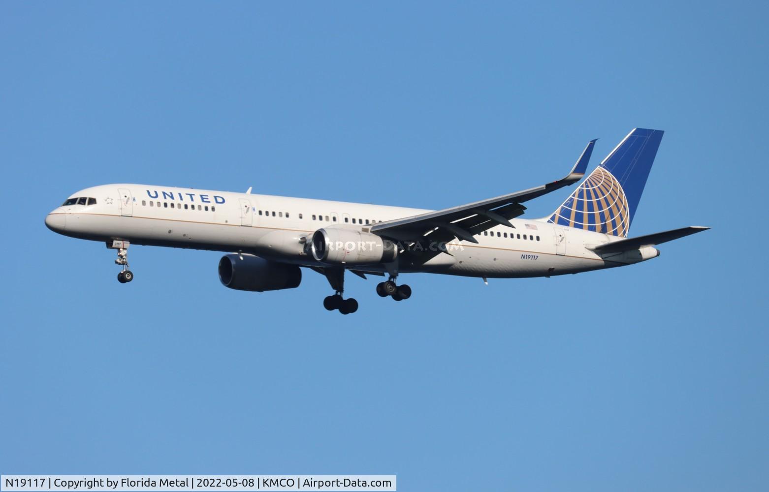 N19117, 1996 Boeing 757-224 C/N 27559, MCO 2022
