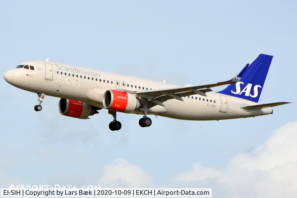 EI-SIH, 2018 Airbus A320-251N C/N 8551, RWY22L