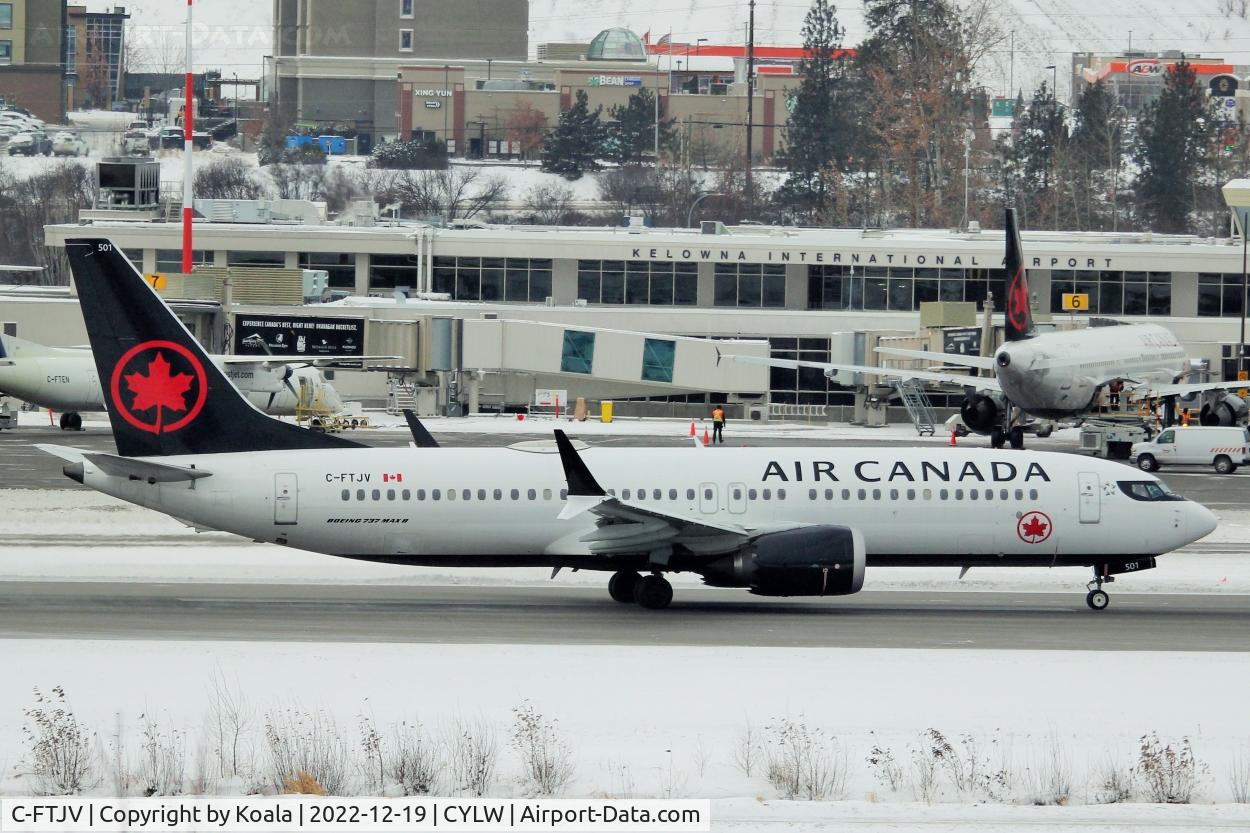 C-FTJV, 2017 Boeing 737-8 MAX C/N 61207, Departure to Vancouver.