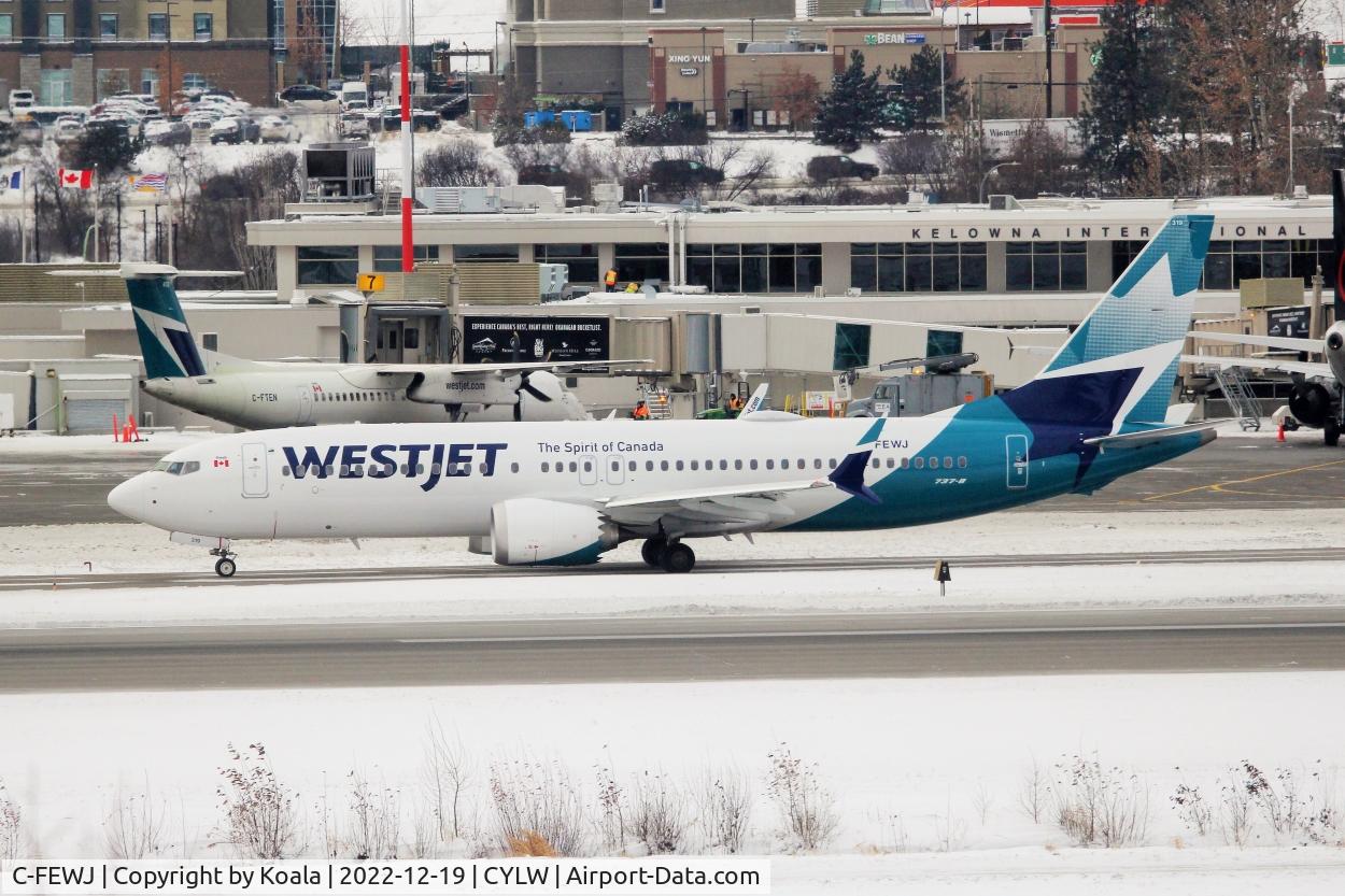 C-FEWJ, 2022 Boeing 737-8 MAX C/N 60547, Taxing for departure to Puerto Vallarta. Temperature: -22 celsius with cold wind.
