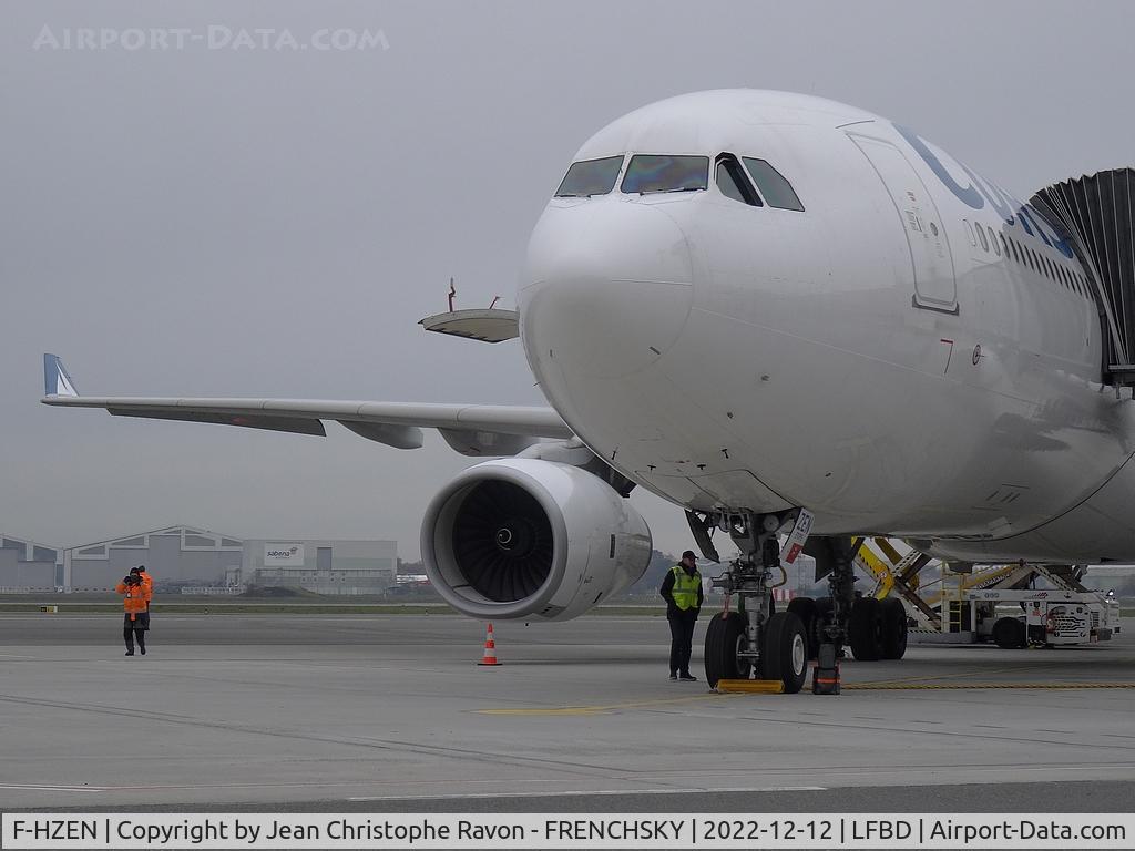 F-HZEN, 2012 Airbus A330-343X C/N 1376, Pointe-a-Pitre (PTP) Bordeaux (BOD) SS741