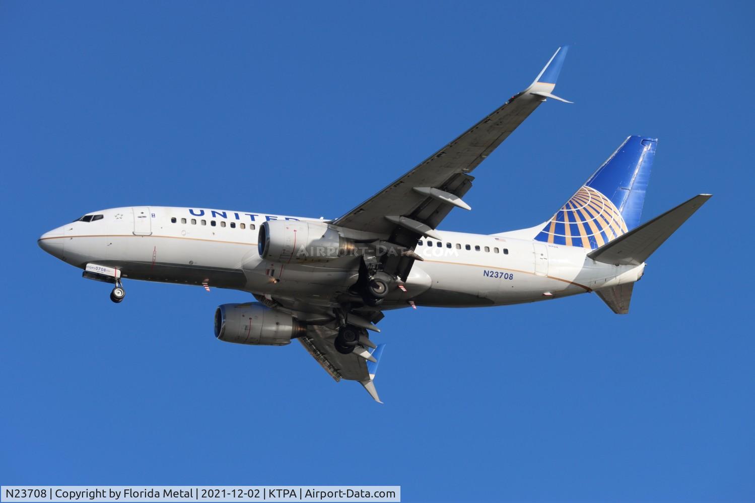 N23708, 1998 Boeing 737-724 C/N 28769, TPA 2021