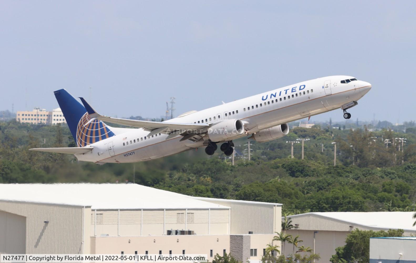 N27477, 2013 Boeing 737-924/ER C/N 31647, FLL 2022