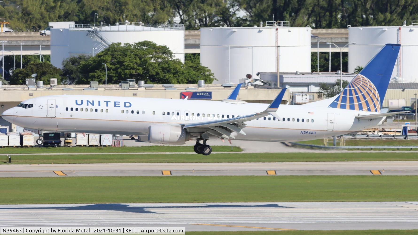 N39463, 2012 Boeing 737-924/ER C/N 37208, FLL 2021
