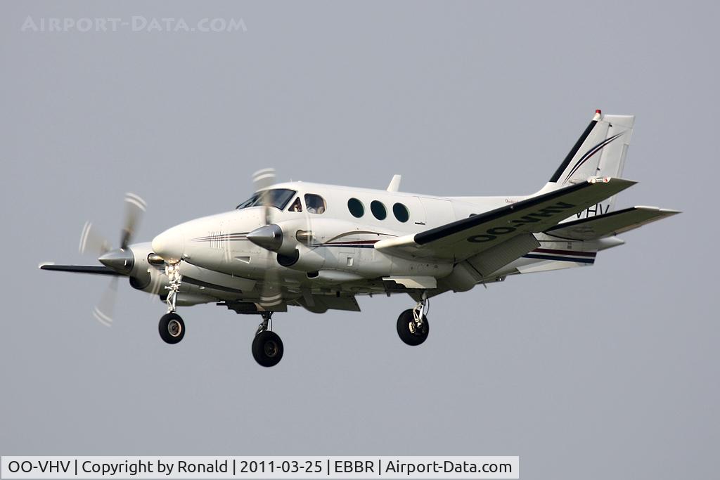 OO-VHV, 1979 Beech E90 King Air C/N LW-316, at bru