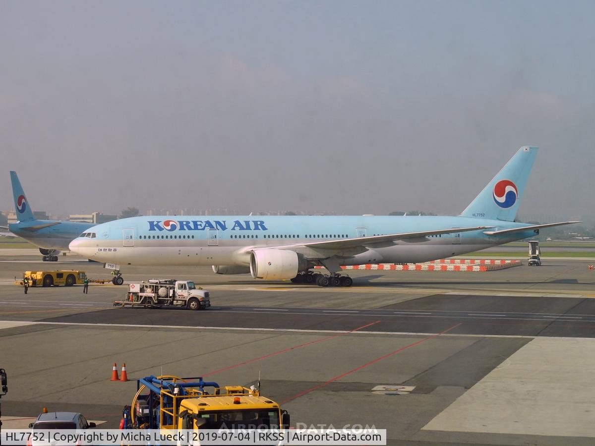 HL7752, 2007 Boeing 777-2B5/ER C/N 34211, At Gimpo