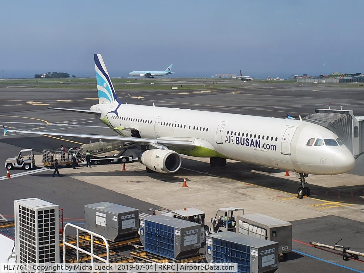 HL7761, 2000 Airbus A321-131 C/N 1227, At Jeju Island