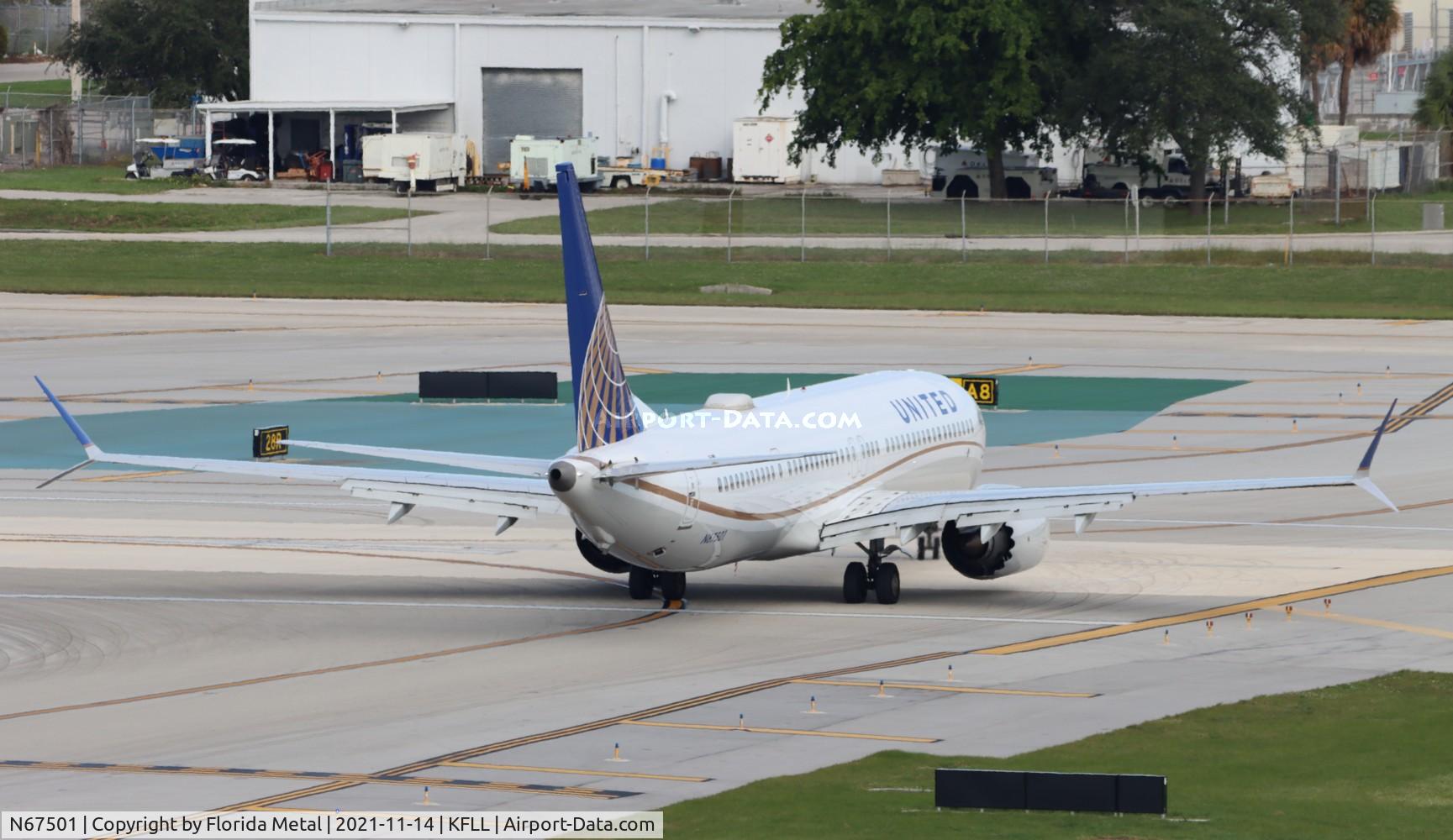 N67501, 2018 Boeing 737-9 MAX C/N 43430, FLL 2021